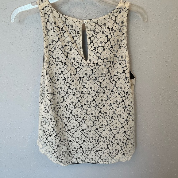 ARITZIA Talula Lace Tank - Picture 2 of 4